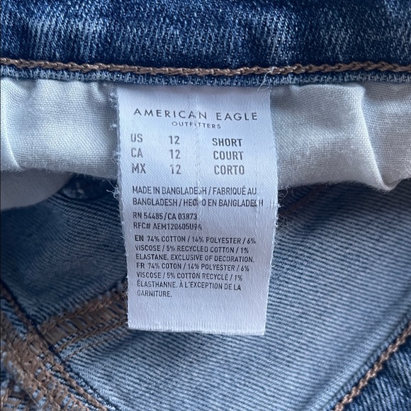 American Eagle Outfitters Stretch Mom Jean Size 12 Short - Picture 8 of 16